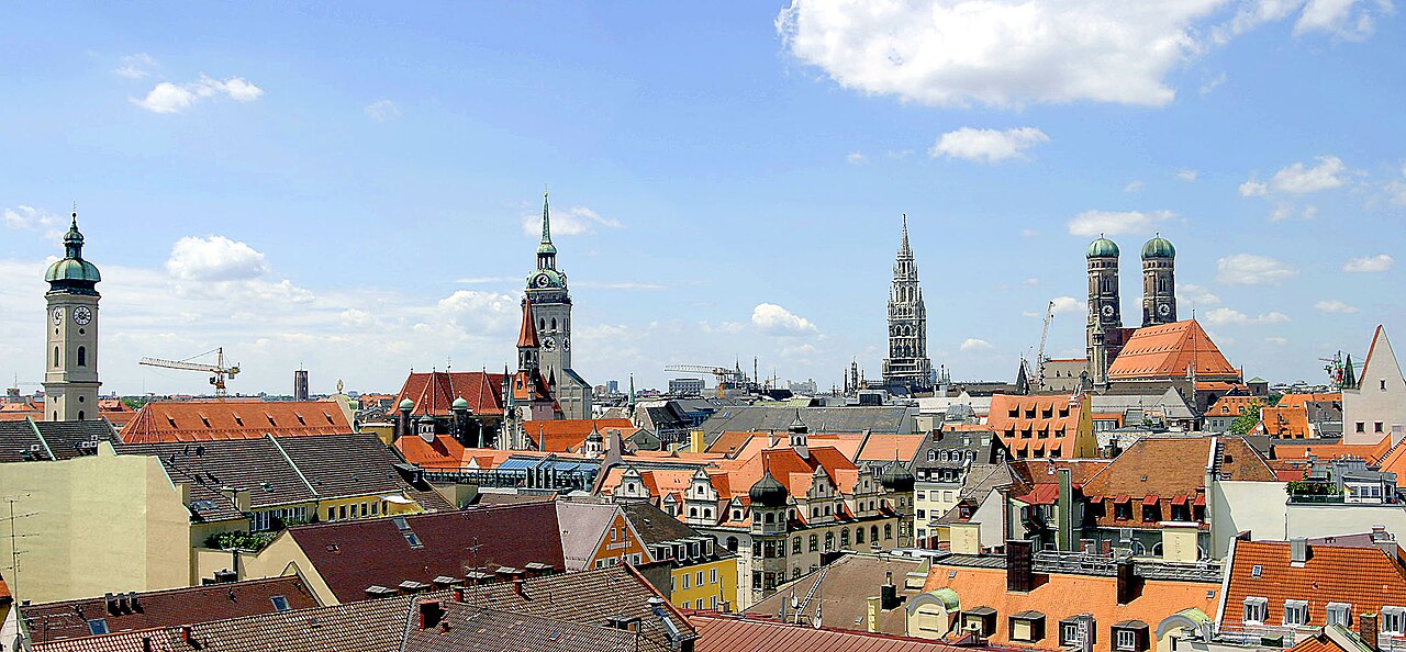 Munich: Munich skyline 1